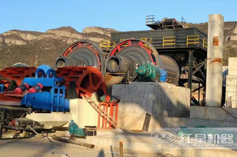 球磨機(jī)現(xiàn)場 球磨機(jī)現(xiàn)場