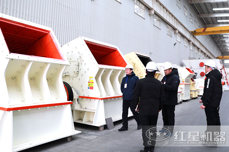 來(lái)廠參觀廠區(qū)、設(shè)備的客戶